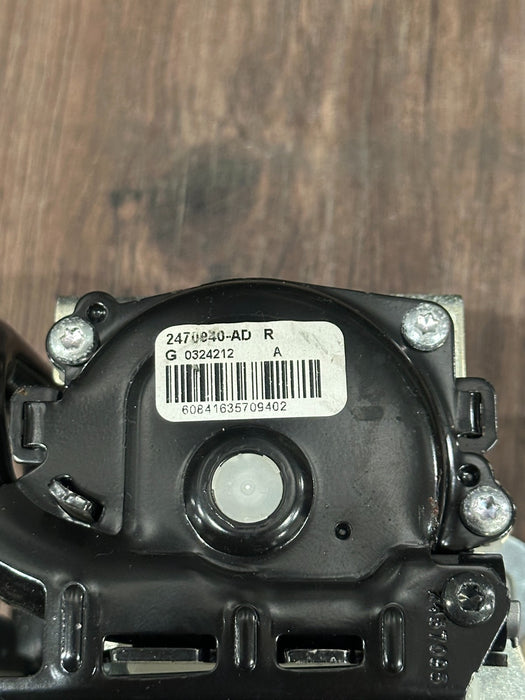2017 NISSAN TITAN XD RESERVE FRONT PASSENGER RIGHT SEATBELT OEM