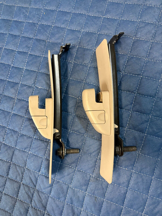 2018 FORD F250 F350 F450 B PILLAR SEAT BELT ADJUSTER BRACKETS PAIR