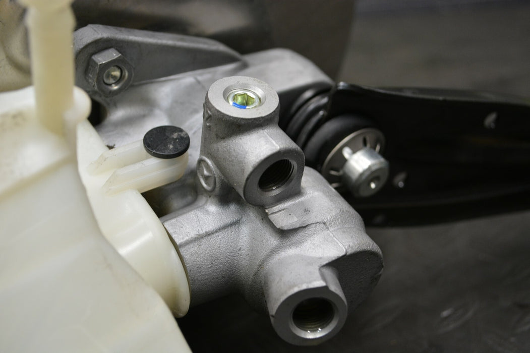 2014 MERCEDES S550 W222 POWER MASTER BRAKE BOOSTER CYLINDER TANK ASSEMBLY OEM