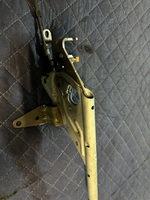 2020 BMW M4 F82 PARKING BRAKE / E BRAKE HANDLE LEVER OEM 6876774