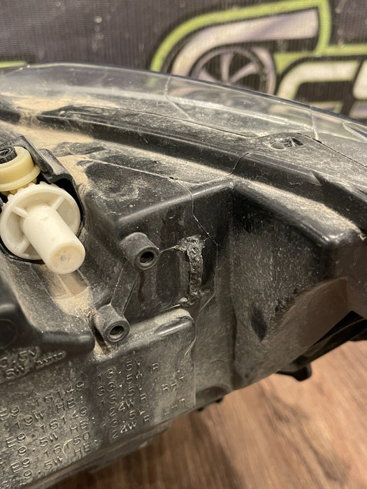 2020 BMW M4 DPASSENGER HEADLIGHT OEM GENUINE COMPLETE WITH MODULES *1 DMGED TAB*