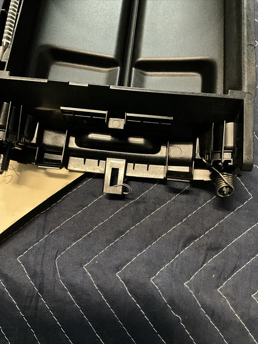 2017 MERCEDES C63S AMG COUPE CENTER CONSOLE ARM REST WITH RED STITCHES
