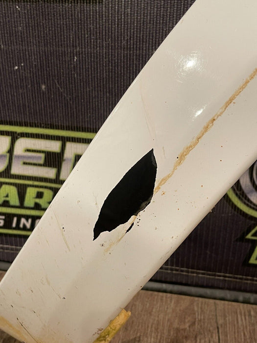 2017-2019 FORD F250 F350 PASSENGER RIGHT WHITE FENDER FLARE OEM *PAINT CHIP*