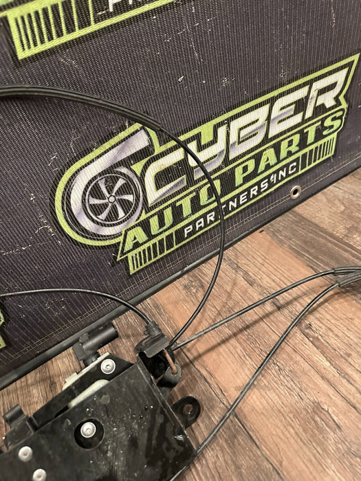 2021 AUDI R8 HOOD LATCH RELEASE CABLE ASSEMBLY OEM