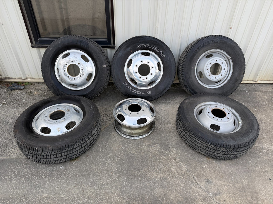 2017-2019 FORD F350 DRW DUALLY WHEELS RIMS TIRES ALUMINUM STEEL 8X200 OEM