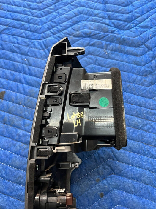 2016 2019 NISSAN TITAN XD FRONT LEFT DRIVER CENTER DASH AIR VENT A/C BEZAL OEM