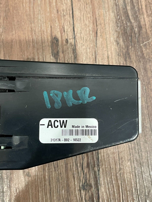 2017-2019 FORD F250 F350 TRAILER BRAKE CONTROLLER OEM HC3C-2C006