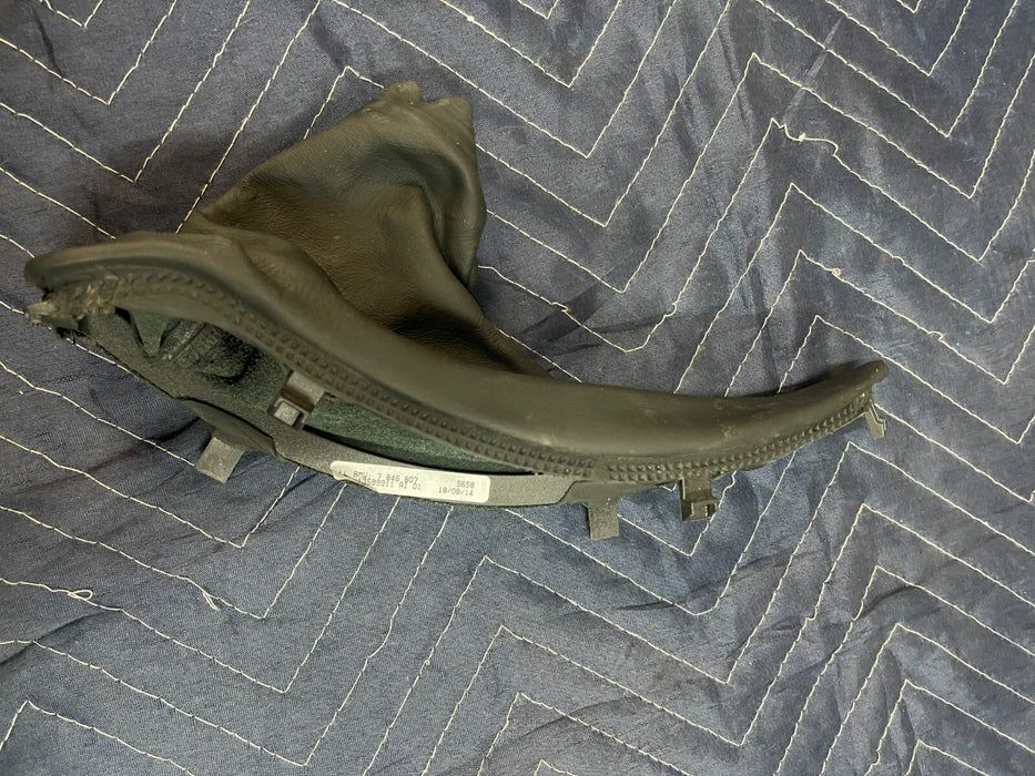 2015 BMW M4 LEATHER E-BRAKE BOOT COVER OEM  7 846 807