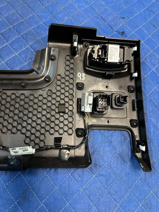 2018 2019 FORD F250 F350 PLATINUM DRIVER SIDE LOWER DASH KNEE PANEL TRIM OEM