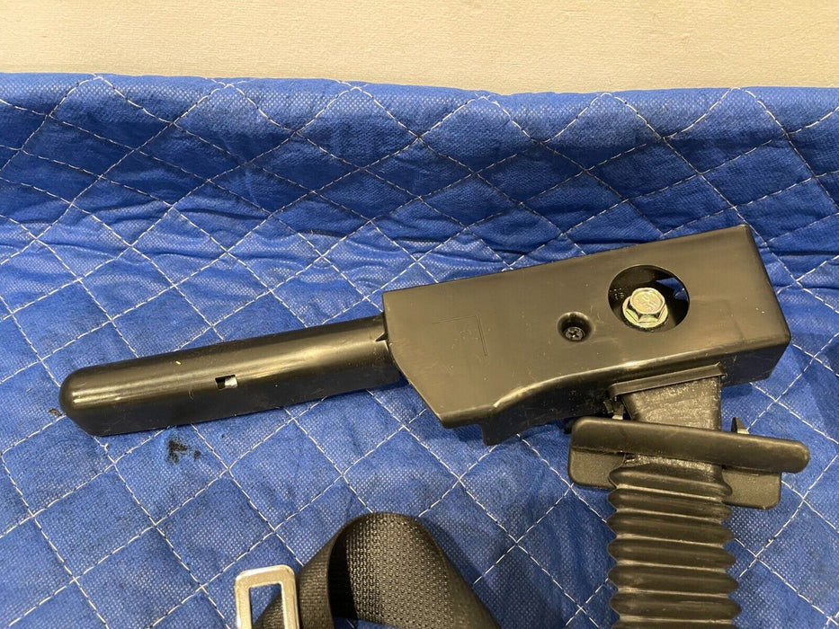 2017 INFINITI Q50 RED SPORT FRONT LEFT & RIGHT SEATBELTS OEM (2)