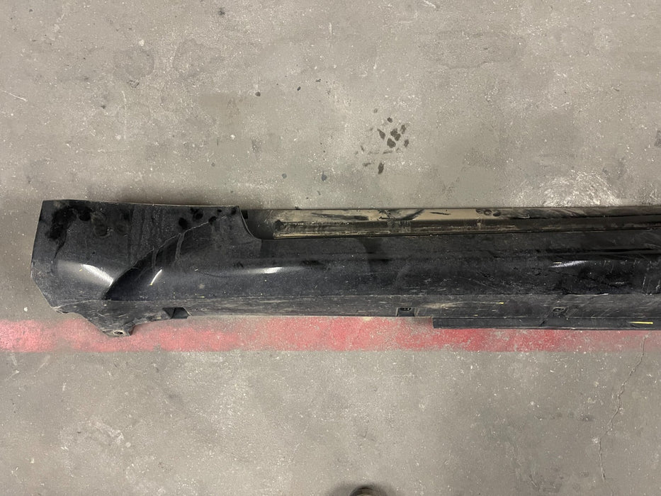 2013 INFINITI G37S CONVERTIBLE DRIVER LEFT SIDESKIRT BLACK OEM 2009-2015 Q60