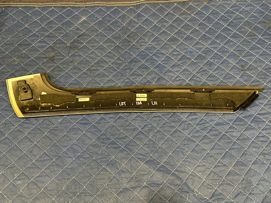 2018 AUDI R8 SPYDER WINDSHIELD LEFT TRIM PANEL OEM 4S7 853 265 *DENT #3*