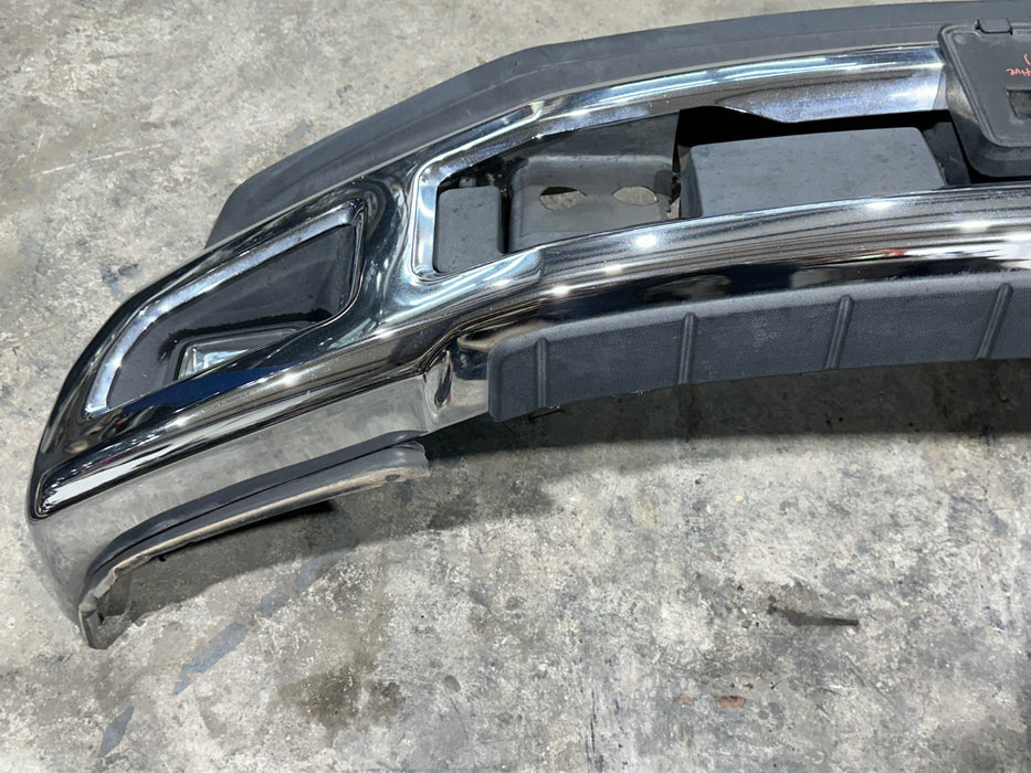 2017-2019 FORD F250 F350 FRONT CHROME BUMPER OEM *DENT/NO ADAPTIVE MODULE*