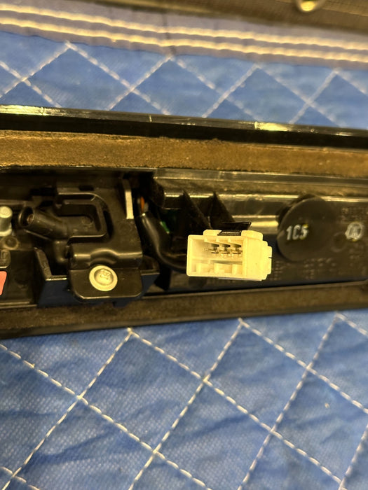 2021 RAM 2500 LARAMIE 3RD THIRD BRAKE LIGHT W CAMERA OEM