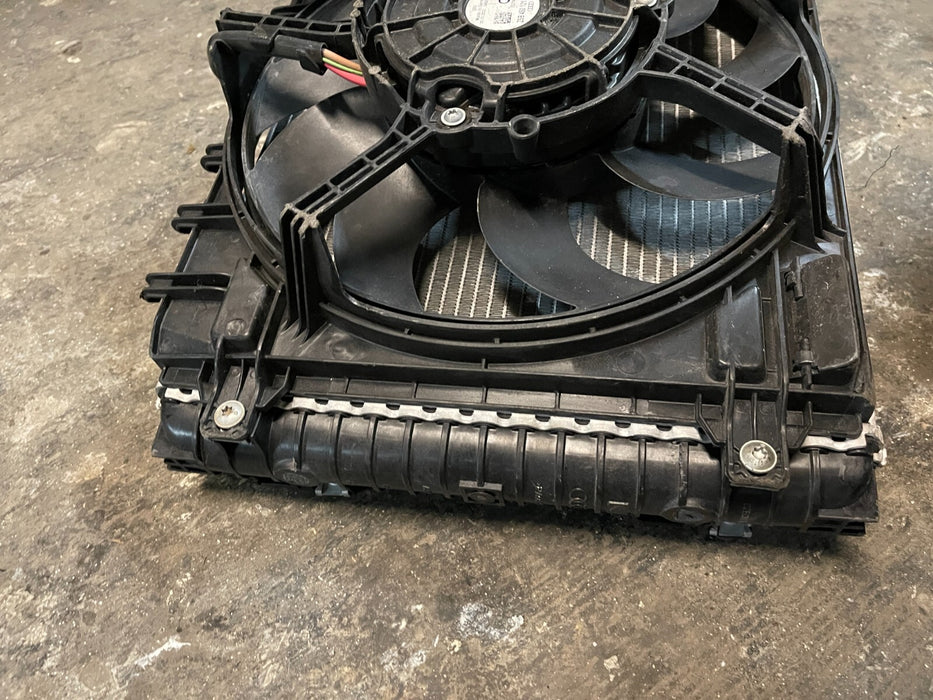 2017 AUDI R8 V10 FRONT RIGHT RADIATOR A/C CONDENSER 4S0816411 4S0121252B ~BENT~