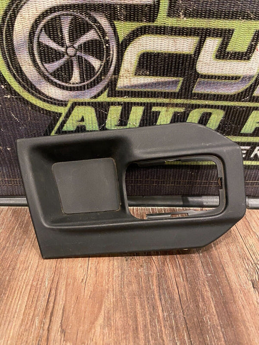 2017 DODGE RAM 3500 LIMITED PASSENGER RIGHT RELEASE HANDLE BEZEL TRIM OEM