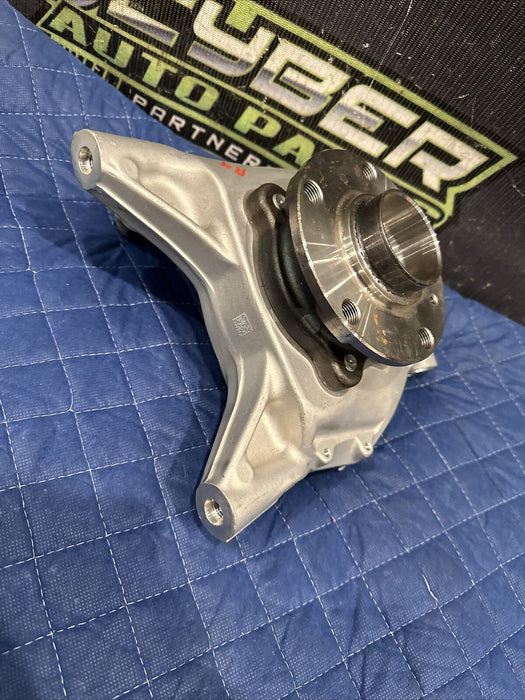 2018 MCLAREN 720S FRONT RIGHT SUSPENSION WHEEL HUB OEM 13BA350RP *BRAND NEW*
