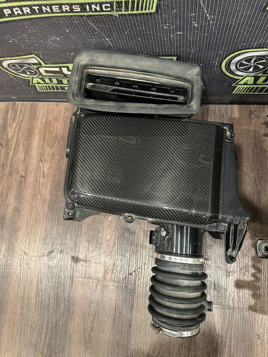 2017 AUDI R8 V10 OEM GENUINE AIR INTAKE BOXES LH RH WITH CARBON FIBER LIDS OEM