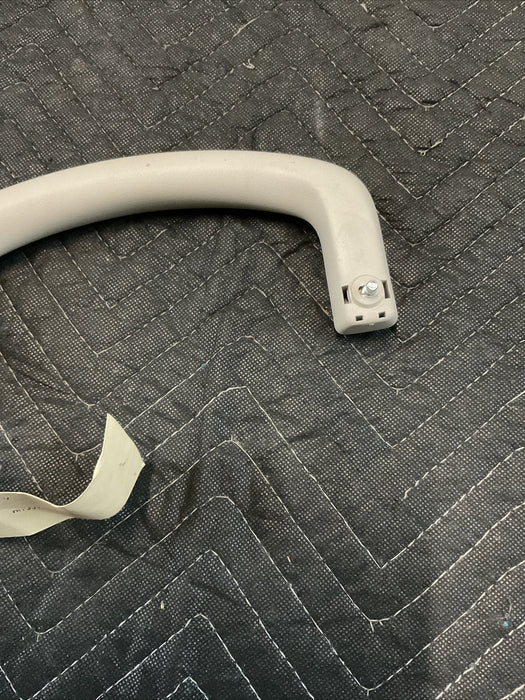 2016-2019 NISSAN TITAN XD MIDDLE LEFT B PILLAR INTERIOR HANDLE