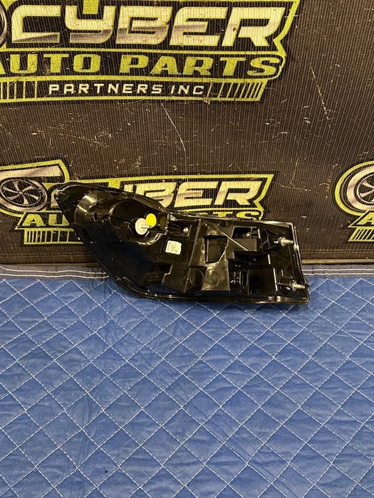 2024 BMW M3 M4 G80 G82 REAR RIGHT OUTER TAIL LIGHT OEM *BROKEN LENS 1,3*