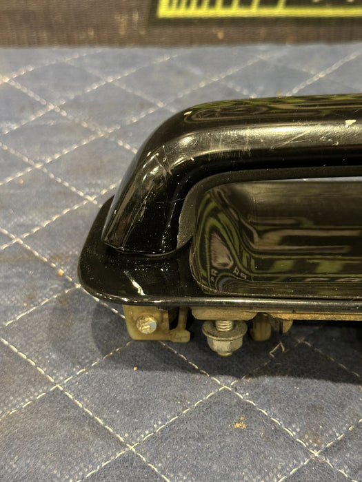 2017-2019 FORD F250 F350 F450 REAR RIGHT DOOR HANDLE OEM BLACK PEARL G1 *FLAW*