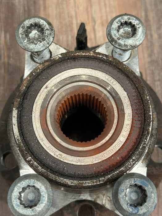 2017 AUDI R8 FRONT RIGHT WHEEL HUB BEARING OEM