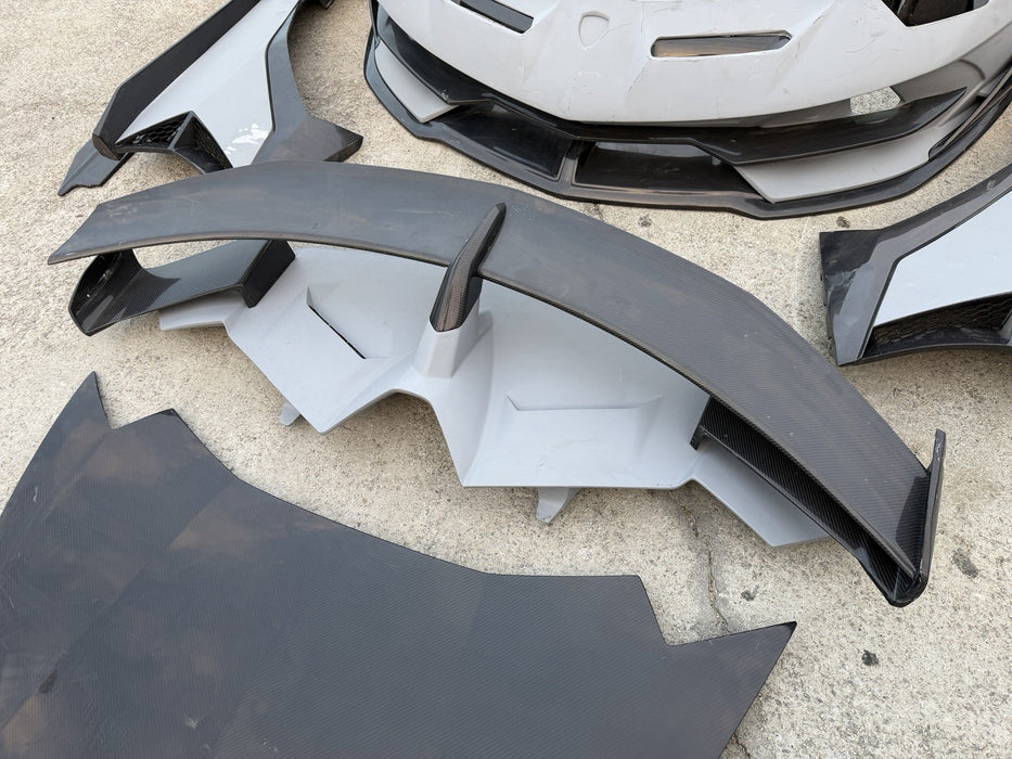 LAMBORGHINI AVENTADOR SVJ REPLICA KIT CARBON FIBER BUMPERS HOOD SIDE SKIRTS WING