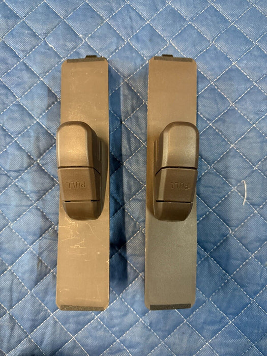 2017 FORD F250 F350 F450 KING RANCH B PILLAR SEATBELT ADJUSTER BRACKETS BROWN