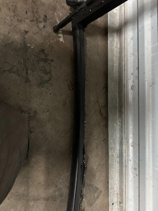 2018 2021 AUDI R8 COUPE REAR WINDSHIELD DECK LID FRAME OEM