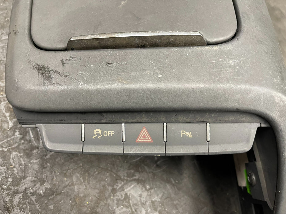 2017 AUDI R8 ARM REST/ STORAGE OEM 4S1-863-041