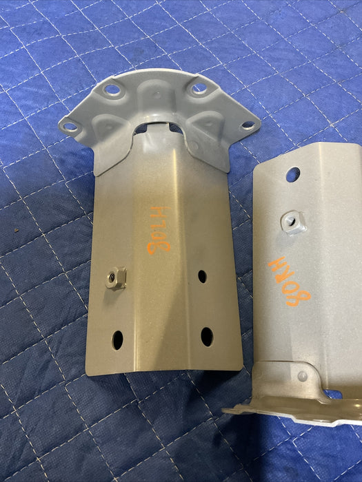 2018 NISSAN 370Z NISMO REAR LEFT & RIGHT PAIR SIDE STRUT BAR BRACKET