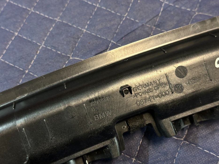 2020 BMW M4 F82 REAR WINDOW LOWER TRIM OEM 7276919