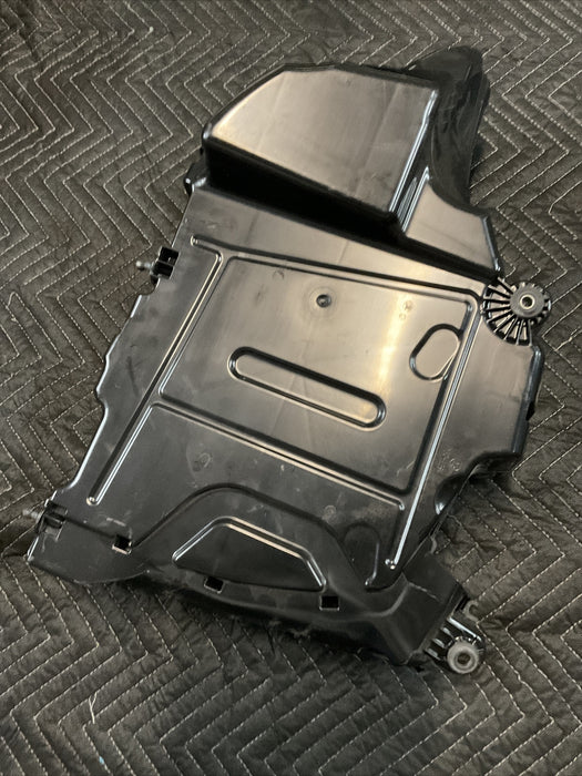 2018-2020 MERCEDES E63S AMG OEM REAR LOWER SUB-WOOFER 275 820 13 00~DAMAGE~