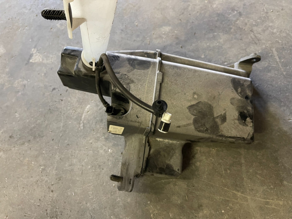 2017-2019 FORD F250 F350 WINDSHIELD WASHER RESEVOIR TANK OEM HC3B-17B613-AH