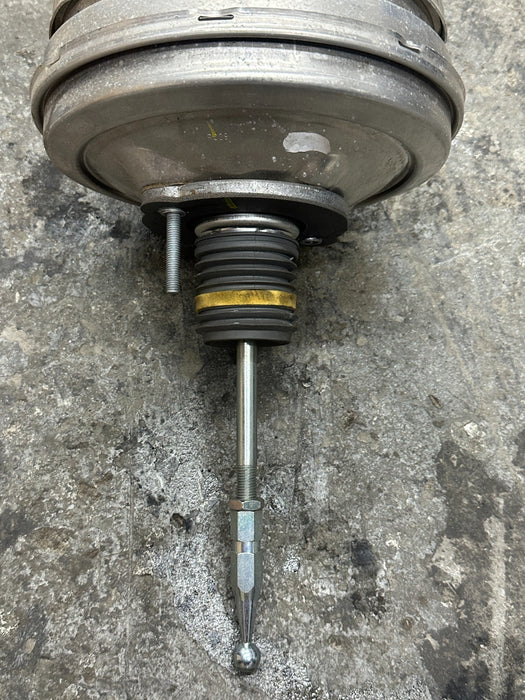 2014 AUDI R8 POWER BRAKE BOOSTER W/ MASTER CYLINDER 423 612 105 D 423612105D