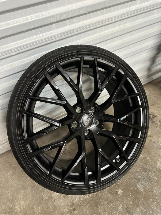 2017 2018 AUDI R8 20X8.5 5X112 FRONT WHEEL RIM TIRE GENUINE OEM PIRELLI P ZERO