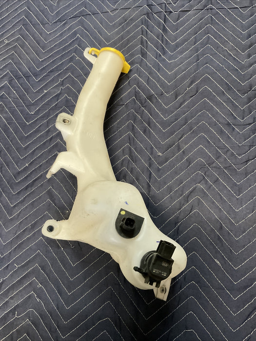 2018 CHALLENGER HELLCAT WINDSHIELD WIPER FLUID RESERVOIR OEM 2015-2021