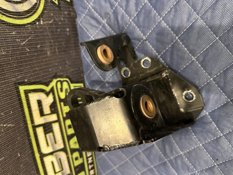 2021 AUDI R8 FRONT RIGHT DEFORMATION ELEMENT MOUNTING BRACKET OEM 4S0 807 552 C