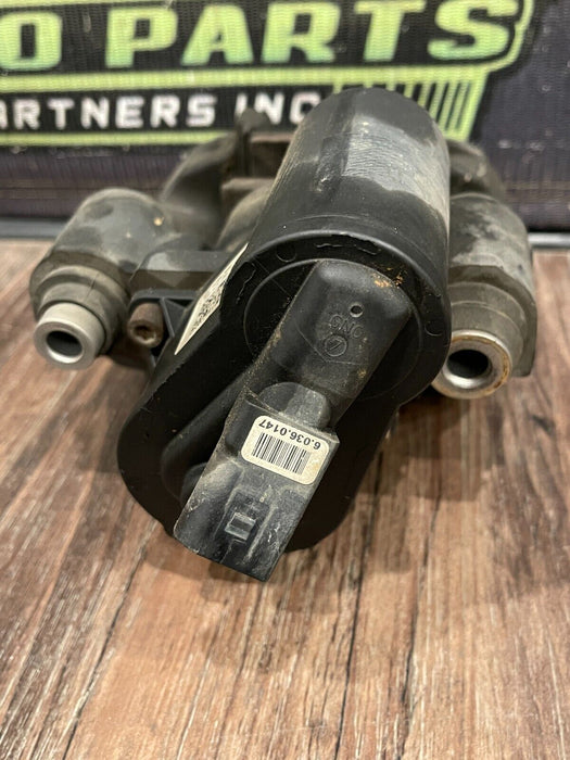 2017 AUDI R8 PLUS REAR LEFT EMERGENCY BRAKE CALIPER W MOTOR & BRAKE PADS OEM 31K