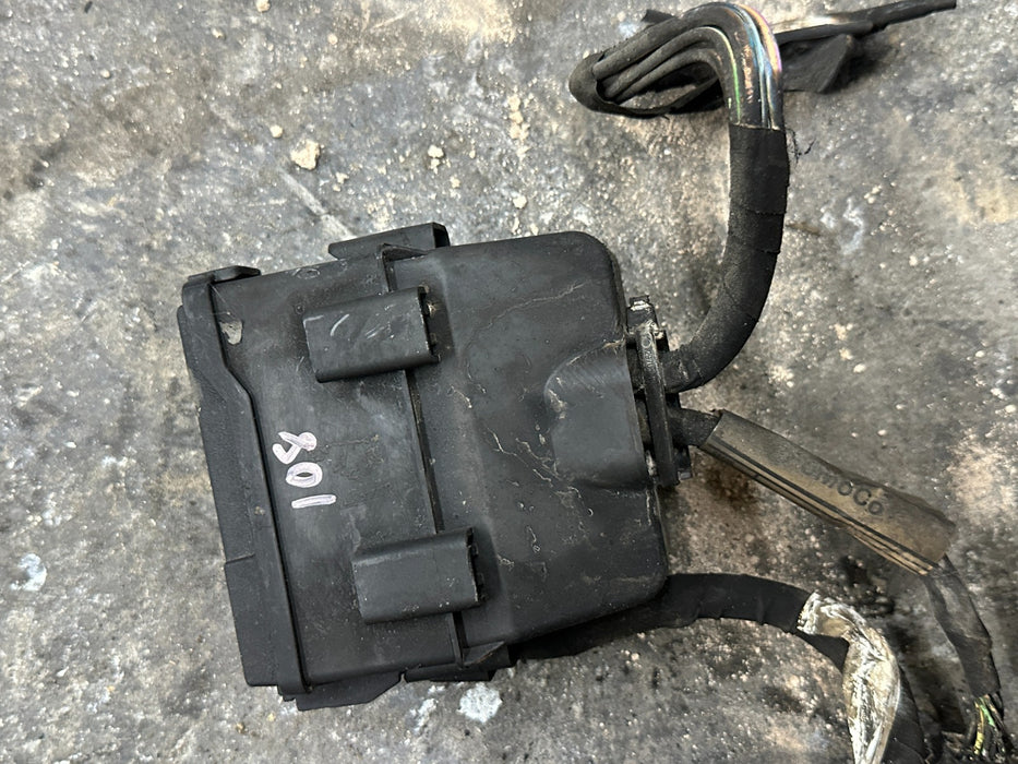 2020 2021 2022 FORD F350 XLT UPFITTER FUSE & RELAY PANEL LC3T 14A303 BA