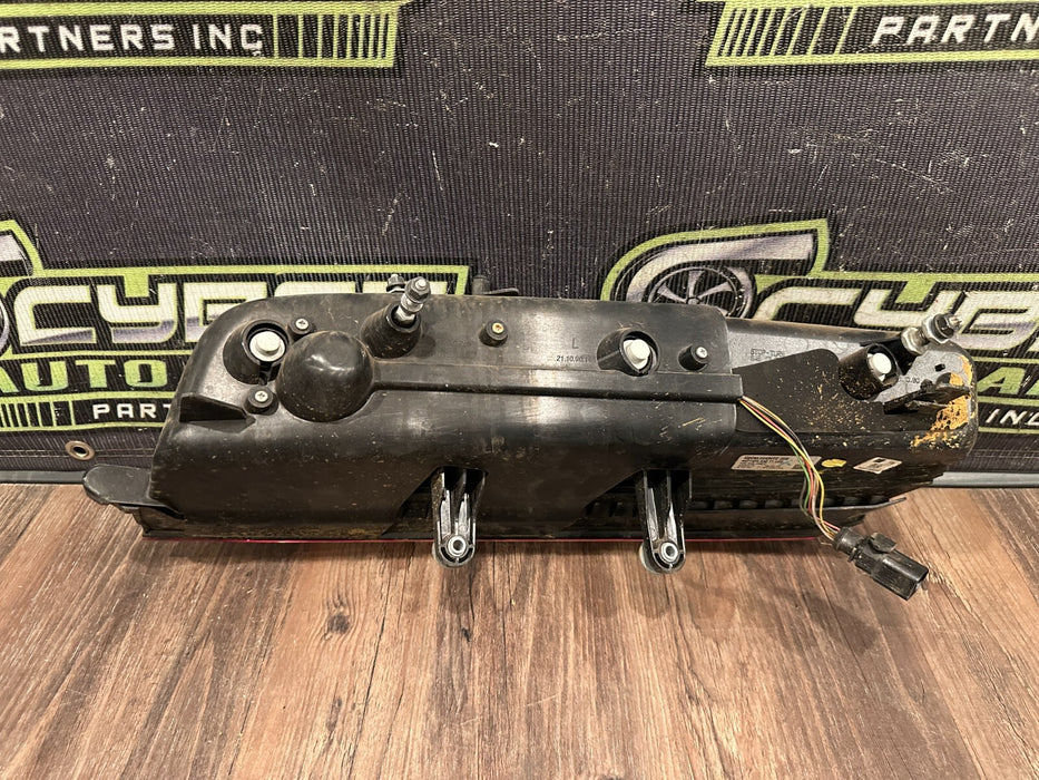 2014 AUDI R8 DRIVER LEFT LED TAIL LIGHT OEM *SCRATCHES 5-6* 420 945 095 L