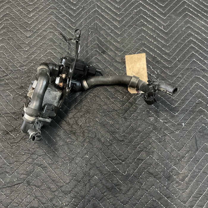 2014 MERCEDES S550 AUXILIARY PUMP MOTOR WATER VALVE ASSEMBLY OEM A 000 500 30 40