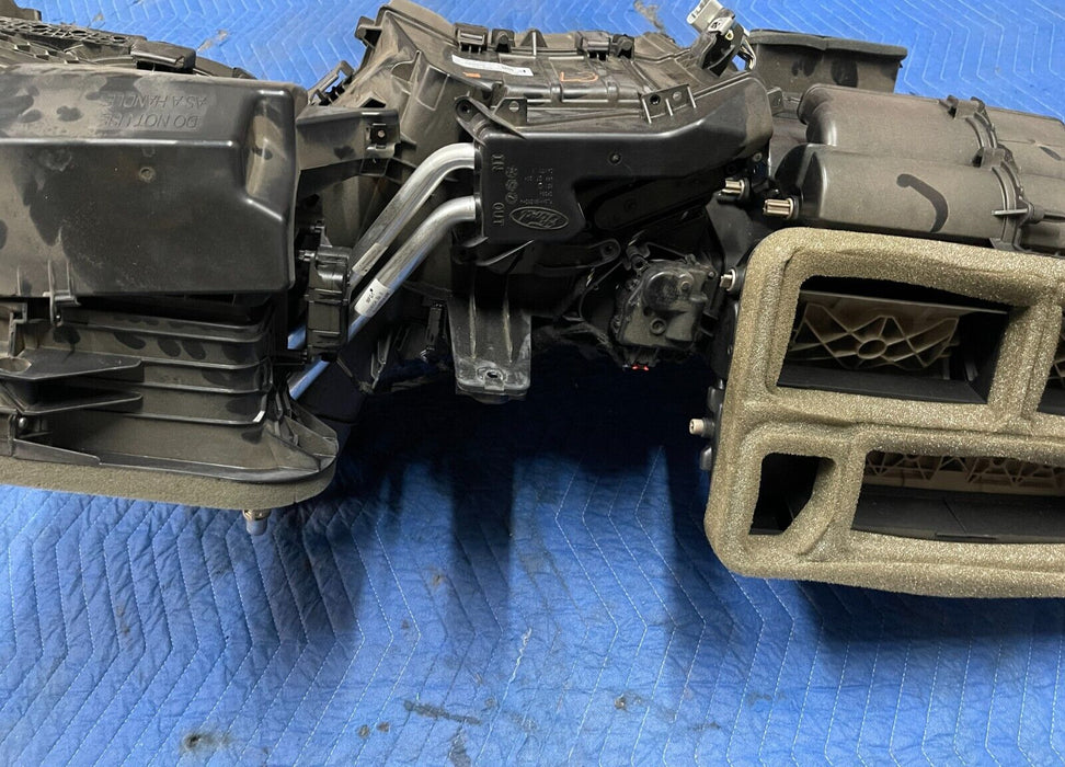 2017-2019 FORD F250 F350 DIESEL 6.7L HEATER CORE BOX HVAC OEM GL3H-19B555-FV