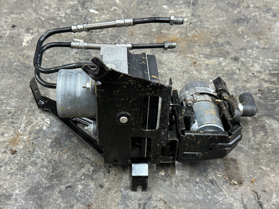 2014 AUDI R8 ANTI LOCK BRAKE ABS PUMP MODULE MODULATOR VALVE