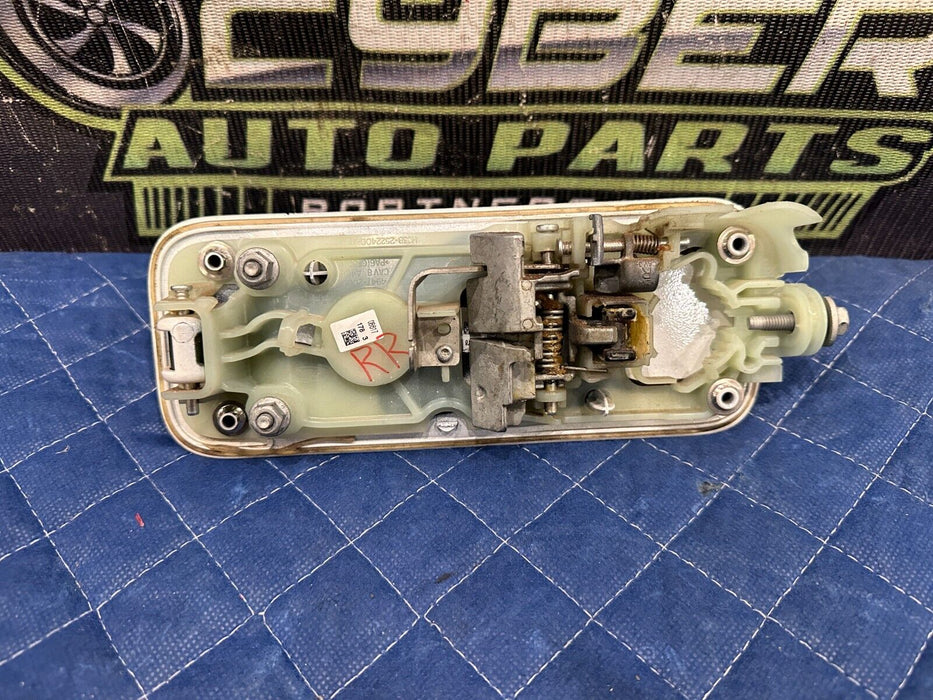 2017-2019 FORD F250 F350 F450 REAR RIGHT WHITE W/ CHROME DOOR HANDLE OEM