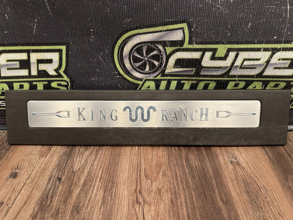 2017-2019 FORD F250 F350 FRONT RIGHT KING RANCH SCUFF KICK PLATE OEM *SCUFFS*