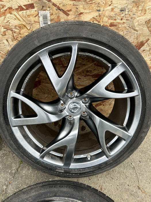2013 NISSAN 370Z FRONT REAR WHEELS RIMS TIRES 19X9 19X10 OEM *SLIGHT CURB RASH*
