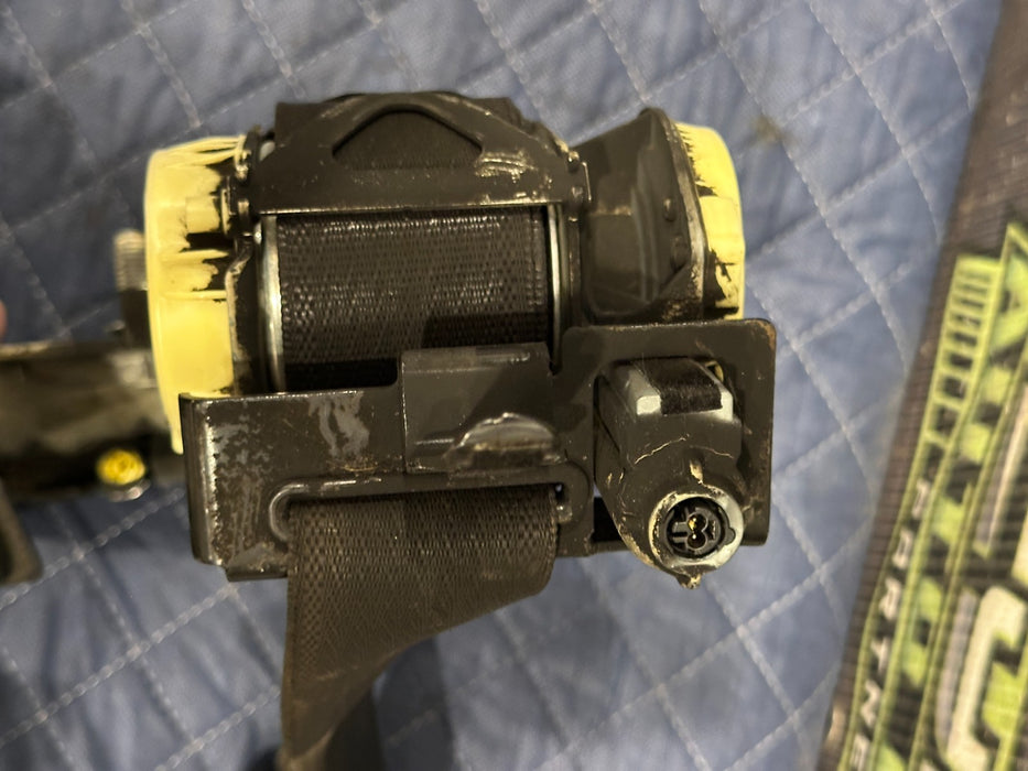 2017-2019 FORD F250 F350 F450 XLT FRONT RIGHT SEAT BELT SEATBELT OEM ~WEAR