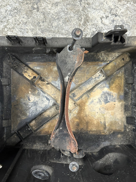 2020 2021 2022 FORD F250 F350 F450 BATTERY TRAY HOLDER OEM