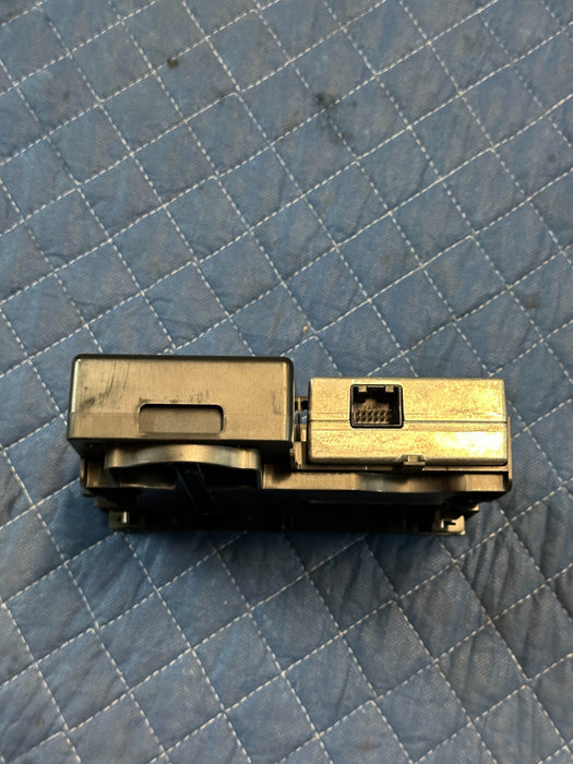 2012 AUDI R8 RADIO MEDIA INTERFACE CONTROL MODULE ECU ECM 420 035 785 OEM